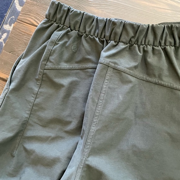 Lululemon Athletica cargo pants - Picture 7 of 9